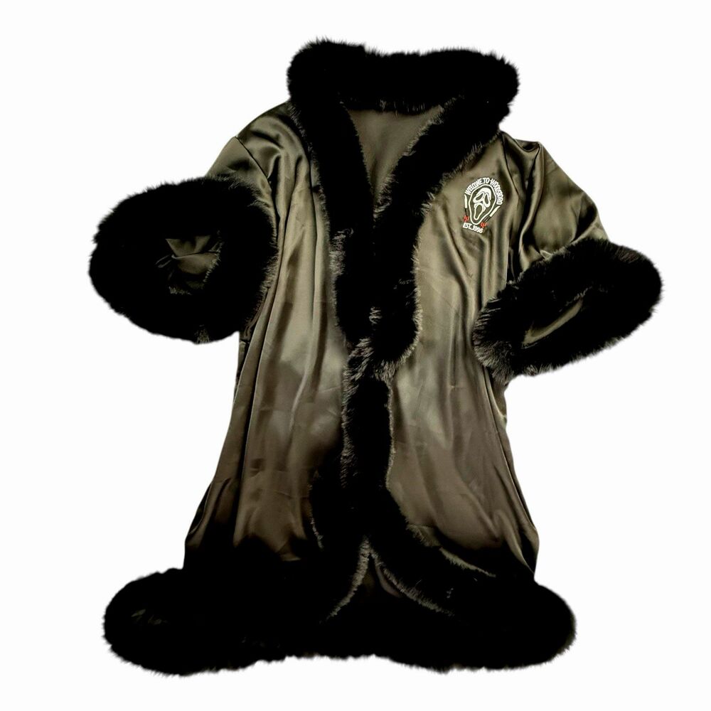 Scream Satin Robe Faux Fur Trim Black One Size OS Welcome to Woodsboro